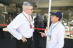 Ross Brawn, Managing Director of Motorsports, FOM, Roberto Moreno