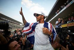 Le Champion du monde 2017 Lewis Hamilton, Mercedes AMG F1