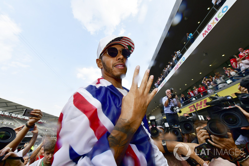Le Champion du monde 2017 Lewis Hamilton, Mercedes AMG F1