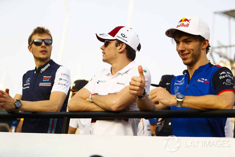 Sergey Sirotkin, Williams Racing, Charles Leclerc, Sauber, and Pierre Gasly, Toro Rosso, on the driv