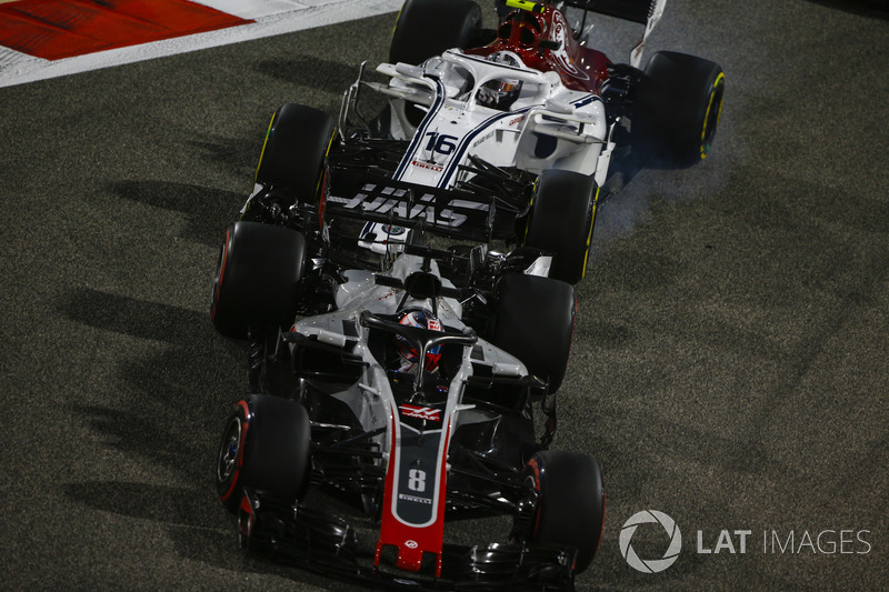 Ромен Грожан, Haas F1 Team VF-18, и Шарль Леклер, Alfa Romeo Sauber C37