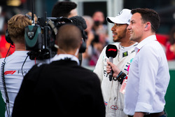 Pole sitter Lewis Hamilton, Mercedes-AMG F1 with Will Buxton, in parc ferme