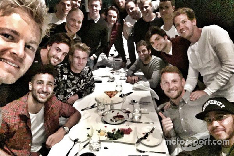 Nico Rosberg, Fernando Alonso, Daniel Ricciardo, Nico Hulkenberg, Valtteri Bottas, Max Verstappen, Daniil Kvyat, Esteban Gutiérrez, Esteban Ocon, Marcus Ericsson, Felipe Nasr, Pascal Wehrlein, Felipe Massa, Sebastian Vettel, Jenson Button, Carlos Sainz Jr.