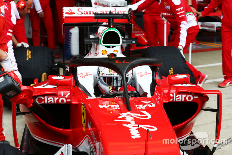 Sebastian Vettel, Ferrari SF16-H met de Halo 2