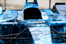 La livrea iceberg sulla vettura di Formula E che sarà messa all'asta per raccogliere fondi per comba