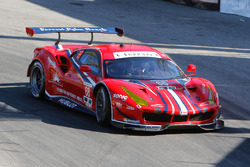 #68 Scuderia Corsa Ferrari 488 GTE: Alessandro Balzan, Daniel Serra