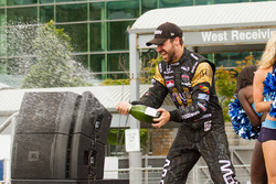 Третє місце, Джеймс Хінчкліфф, Schmidt Peterson Motorsports Honda celebrating