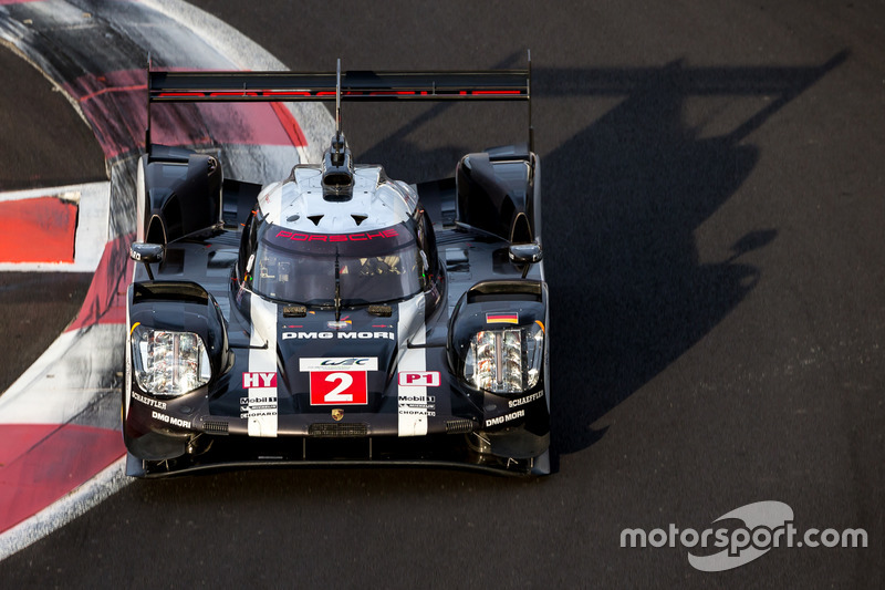 #2 Porsche Team Porsche 919 Hybrid: Romain Dumas, Neel Jani, Marc Lieb