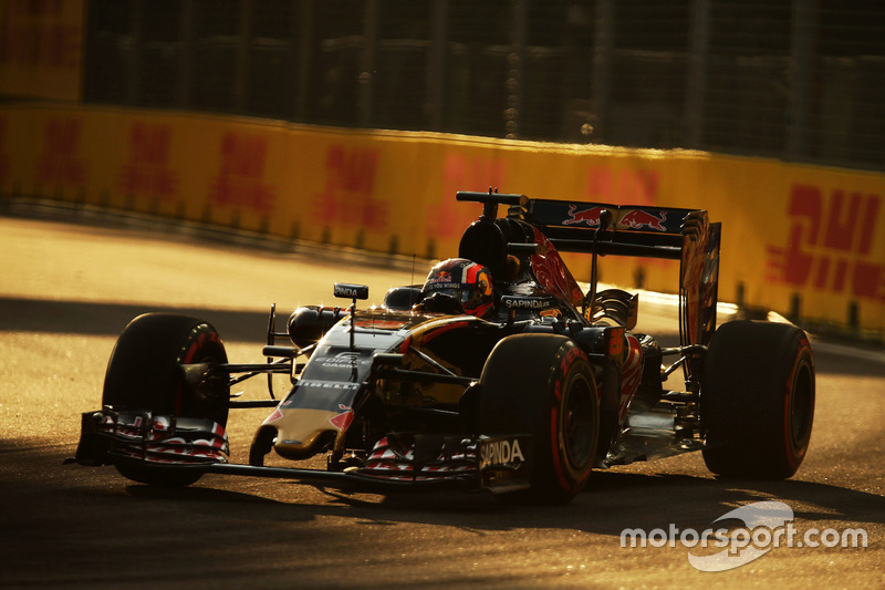 Даниил Квят, Scuderia Toro Rosso STR11