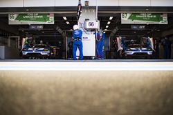 #66 Ford Chip Ganassi Racing Team UK Ford GT: Olivier Pla, Stefan Mücke, #67 Ford Chip Ganassi Racing Team UK Ford GT: Andy Priaulx, Harry Tincknell