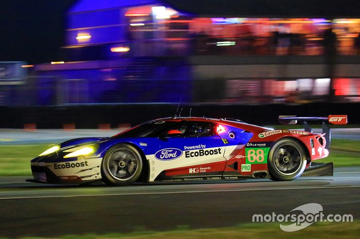 34: (GTE PRO POLE) #68 Ford Chip Ganassi Racing Ford GT: Joey Hand, Dirk Müller, Sébastien Bourdais