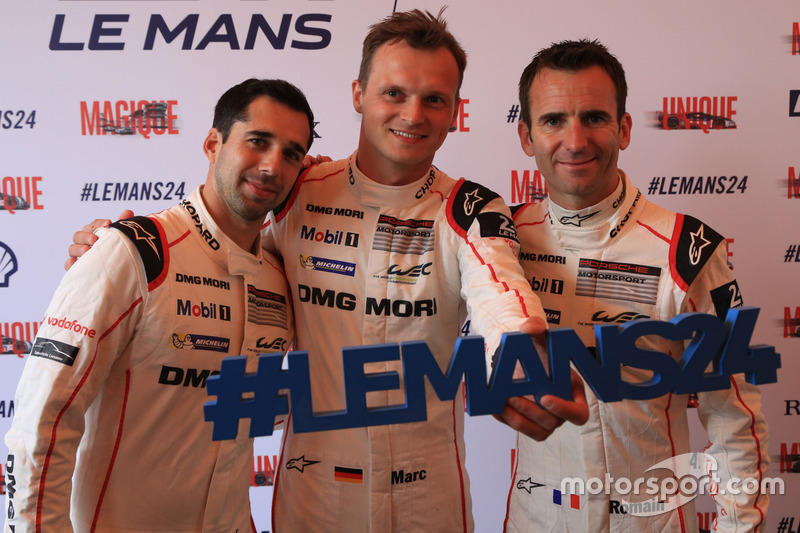 #2 Porsche Team Porsche 919 Hybrid: Romain Dumas, Neel Jani, Marc Lieb