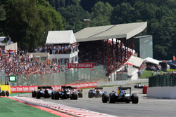 Lewis Hamilton, Mercedes AMG F1 W07 Hybrid at the start of the race