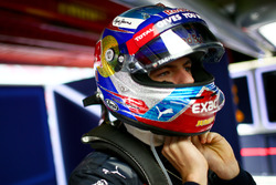 Max Verstappen, Red Bull Racing in de garage