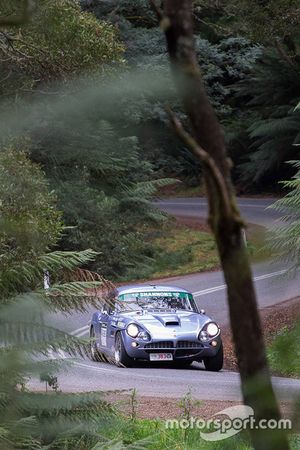 Peter Ullrich, Sari Ullrich, 1963 Jensen CV8