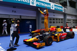 Race winner Antonio Giovinazzi, PREMA Racing