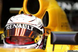Kevin Magnussen, Renault Sport F1 Team