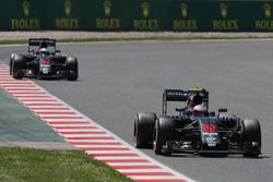 Jenson Button, McLaren MP4-31