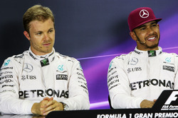 (L to R): Nico Rosberg, Mercedes AMG F1 and team mate Lewis Hamilton, Mercedes AMG F1 in the post qualifying FIA Press Conference
