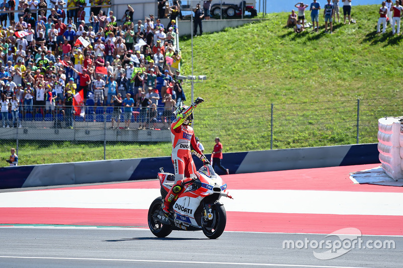 Winner Andrea Iannone, Ducati Team