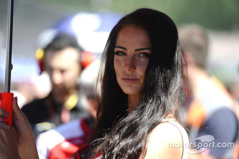 Grid girl