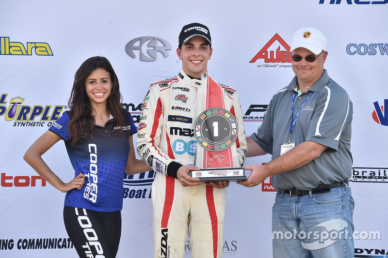 Carrera ganador Santiago Urrutia, Schmidt Peterson Motorsports