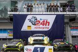 Podium: winnaars  #4 AMG-Team Black Falcon, Mercedes-AMG GT3: Bernd Schneider, Maro Engel, Adam Chri