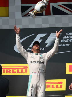 Podium: winner Lewis Hamilton, Mercedes AMG F1