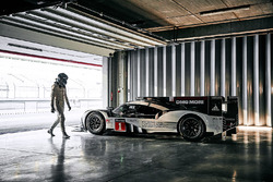 2016款1号保时捷919 Hybrid赛车