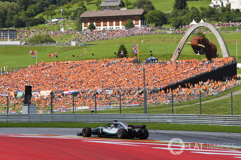 Lewis Hamilton, Mercedes-AMG F1 W09