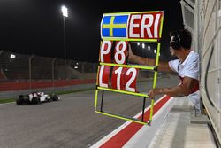 Le panneau de stand de Marcus Ericsson, Sauber C37