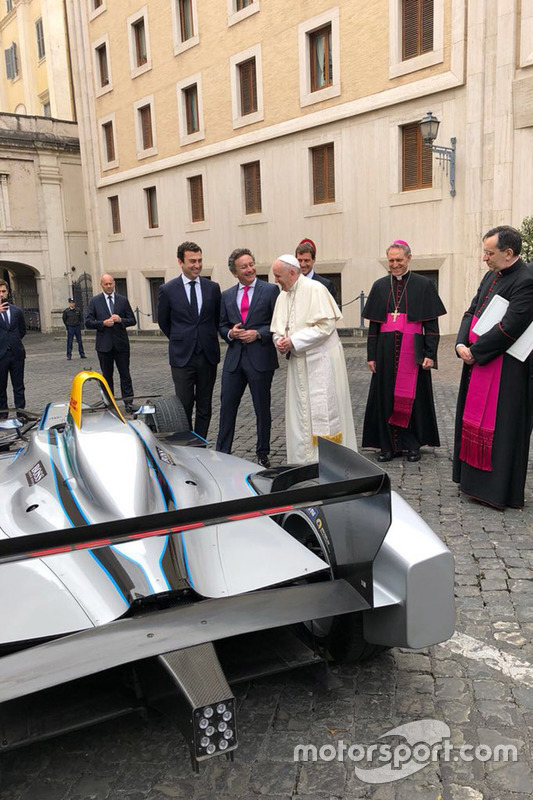 El Papa y Agag durante la audiencia papal