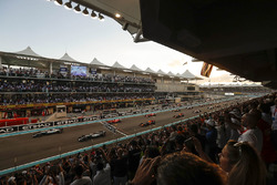 Valtteri Bottas, Mercedes-Benz F1 W08 leads at the start of the race