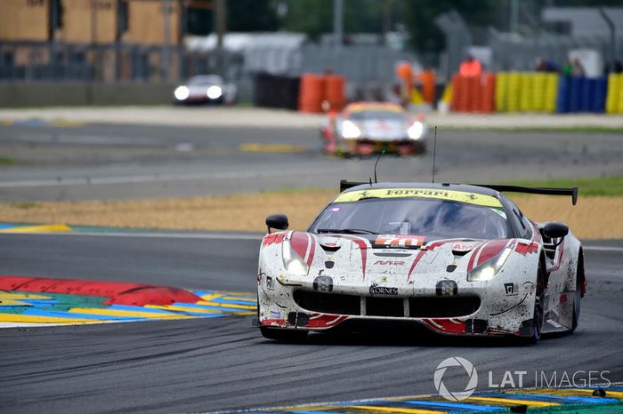 #70 MR Racing Ferrari 488 GTE: Motoaki Ishikawa, Olivier Beretta, Eddie Cheever III