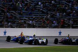 Alexander Rossi, Andretti Autosport Honda, Max Chilton, Carlin Chevrolet