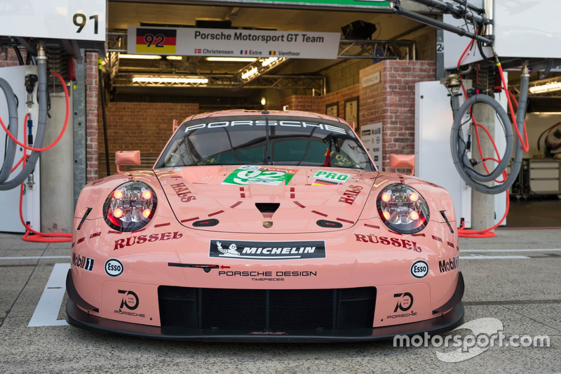 #92 Porsche GT Team Porsche 911 RSR avec une livrée spéciale