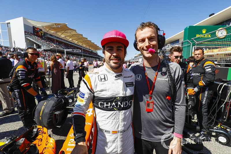 Fernando Alonso, McLaren, Mark Temple, Race Engineer, McLaren