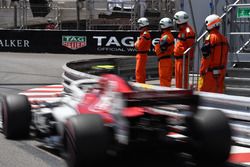 Charles Leclerc, Sauber C37 e i marshal