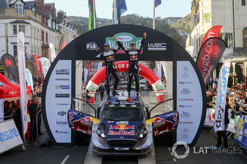 Campeones del mundo de WRC Sébastien Ogier, Julien Ingrassia, Ford Fiesta WRC, M-Sport