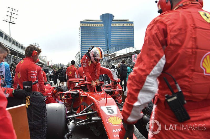 Sebastian Vettel, Ferrari SF71H, in griglia