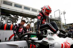 Kevin Magnussen, Haas F1 Team, sur la grille