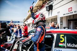 Pole position for Norbert Michelisz, BRC Racing Team Hyundai i30 N TCR