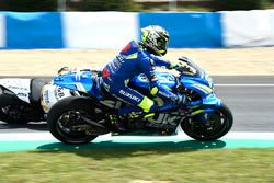 Andrea Iannone, Team Suzuki MotoGP, sort de la trajectoire