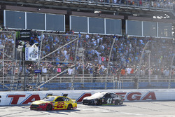 1. Joey Logano, Team Penske, Ford Fusion Shell Pennzoil