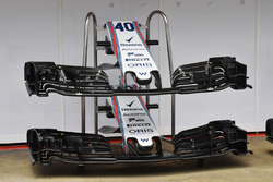 Williams FW41 nose and front wings