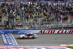 Joey Logano, Team Penske, Ford Mustang Discount Tire wins