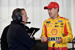 Joey Logano, Team Penske, Ford Fusion Shell Pennzoil and crew chief Todd Gordon