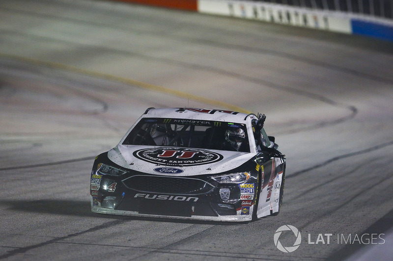 Kevin Harvick, Stewart-Haas Racing, Jimmy John's Ford Fusion celebrates