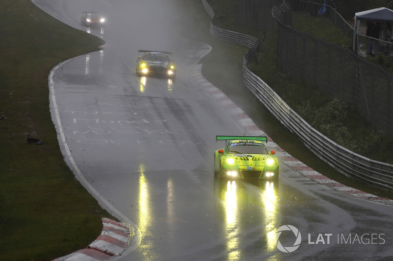 #912 Manthey Racing Porsche 911 GT3 R: Richard Lietz, Patrick Pilet, Frédéric Makowiecki, Nick Tandy