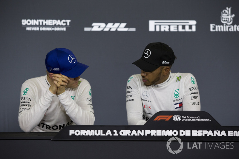 Valtteri Bottas, Mercedes-AMG F1 and Lewis Hamilton, Mercedes-AMG F1 in the Press Conference